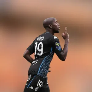 Лорьян — Марсель статистика матча 18 апреля 2026