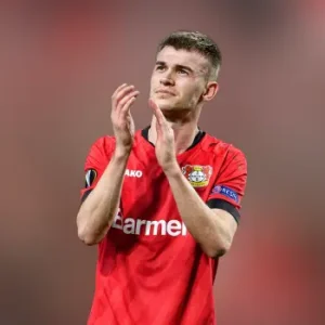 Байер — Вольфсбург статистика матча 4 апреля 2026