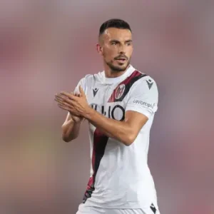 Болонья — Лечче статистика матча 12 апреля 2026